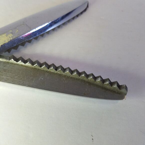 Vintage Wiss Chrome Zig Zag Pinking Sheers Sewing Scissors - Picture 3 of 8
